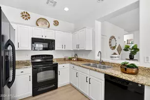 1672 E Elgin St, Gilbert, AZ 85295 - Photo 9