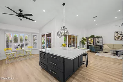 4037 E Nambe Street E, Phoenix, AZ 85044 - Photo 5