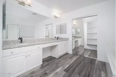 18031 N 15th Place, Phoenix, AZ 85022 - Photo 11