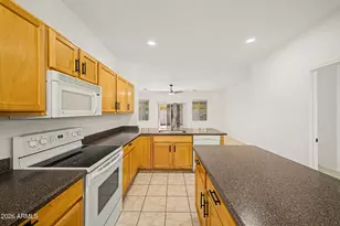 6392 S Callaway Dr, Chandler, AZ 85249 - Photo 7