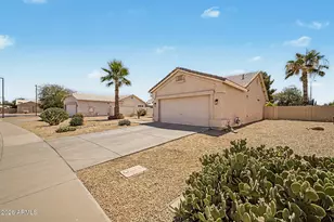 6392 S Callaway Dr, Chandler, AZ 85249 - Photo 3