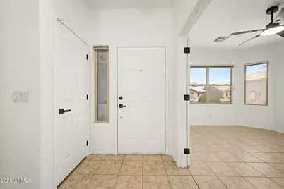 6392 S Callaway Drive, Chandler, AZ 85249 - Photo 5