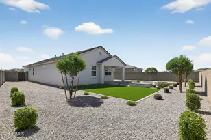 15476 W Desert Hollow Dr, Surprise, AZ 85387 - Photo 33