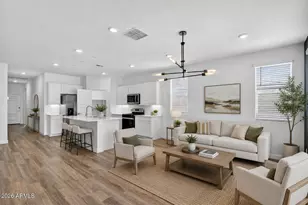 15476 W Desert Hollow Dr, Surprise, AZ 85387 - Photo 11