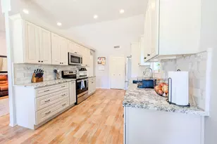 3556 E Utopia Rd, Phoenix, AZ 85050 - Photo 15