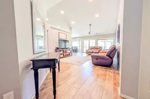 3556 E Utopia Rd, Phoenix, AZ 85050 - Photo 9