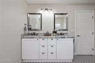 4145 E Osborn Rd, Phoenix, AZ 85018 - Photo 27