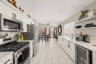9961 W MacKenzie Dr, Phoenix, AZ 85037 - Photo 13