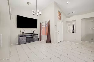 9961 W MacKenzie Dr, Phoenix, AZ 85037 - Photo 7