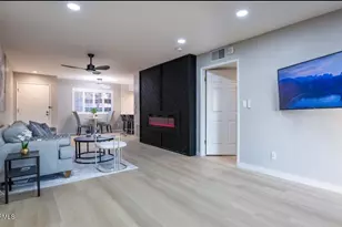 4303 E Cactus Rd, Phoenix, AZ 85032 - Photo 13