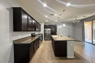 12055 W Tether Trl, Peoria, AZ 85383 - Photo 7