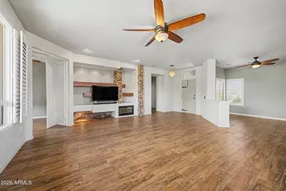 15764 W Spring Tree Way, Surprise, AZ 85374 - Photo 9
