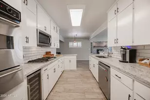 1838 E Hazelwood St, Phoenix, AZ 85016 - Photo 13