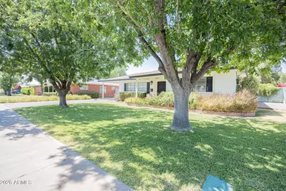 1838 E Hazelwood Street, Phoenix, AZ 85016 - Photo 3
