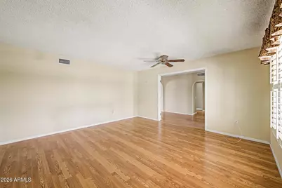 20008 N Willowcreek Circle, Sun City, AZ 85373 - Photo 13