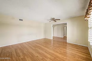 20008 N Willowcreek Cir, Sun City, AZ 85373 - Photo 13