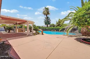 20008 N Willowcreek Cir, Sun City, AZ 85373 - Photo 41