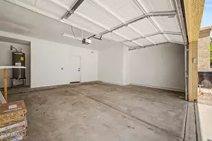 2084 N Sunset Dr, Chandler, AZ 85225 - Photo 29