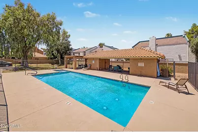 2084 N Sunset Drive, Chandler, AZ 85225 - Photo 33