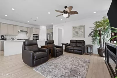 17616 W Middlebury Street, Surprise, AZ 85388 - Photo 15