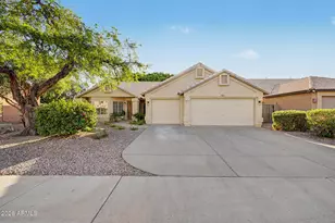 2466 S Revolta, Mesa, AZ 85209 - Photo 1