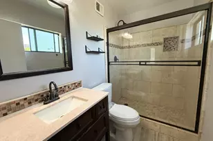 749 E Montebello Ave, Phoenix, AZ 85014 - Photo 9