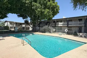 749 E Montebello Ave, Phoenix, AZ 85014 - Photo 17