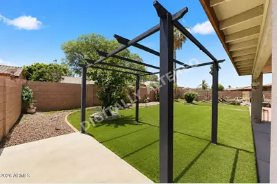 14937 W Mauna Loa Lane, Surprise, AZ 85379 - Photo 17