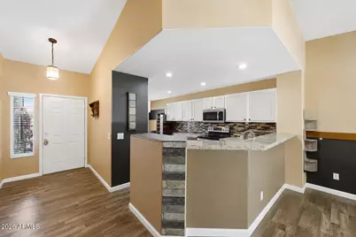 14937 W Mauna Loa Lane, Surprise, AZ 85379 - Photo 5