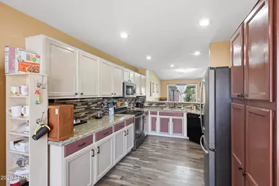 14937 W Mauna Loa Lane, Surprise, AZ 85379 - Photo 25
