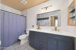 14937 W Mauna Loa Ln, Surprise, AZ 85379 - Photo 11