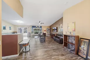 14937 W Mauna Loa Ln, Surprise, AZ 85379 - Photo 23