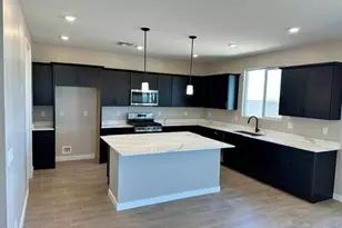 33648 N Siena Dr, San Tan Valley, AZ 85143 - Photo 3