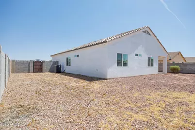 12067 W Lobo Drive, Arizona City, AZ 85123 - Photo 27