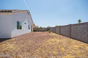 12067 W Lobo Dr, Arizona City, AZ 85123 - Photo 33
