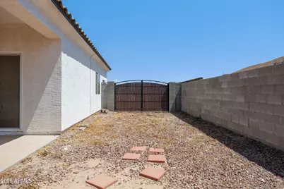12067 W Lobo Drive, Arizona City, AZ 85123 - Photo 31