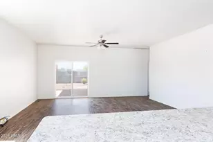 12067 W Lobo Dr, Arizona City, AZ 85123 - Photo 9