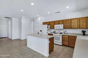 17810 W Canto Bonito Ln, Surprise, AZ 85387 - Photo 11