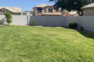 525 W Candlewood Ln, Gilbert, AZ 85233 - Photo 17
