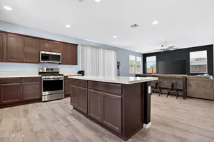25256 N 142nd Dr, Surprise, AZ 85387 - Photo 9