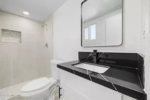 1634 N 64th Ln, Phoenix, AZ 85035 - Photo 15