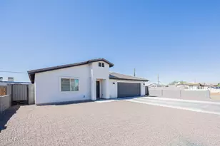2547 E Illini St, Phoenix, AZ 85040 - Photo 3