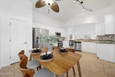 2340 W Goldmine Mountain Drive, San Tan Valley, AZ 85144 - Photo 17