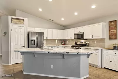 17542 W Rock Ledge Road, Goodyear, AZ 85338 - Photo 9