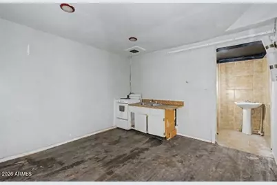 1312 W Sunland Avenue, Phoenix, AZ 85041 - Photo 55
