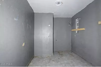 1312 W Sunland Avenue, Phoenix, AZ 85041 - Photo 17