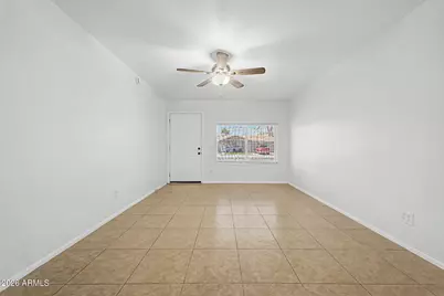 9010 W Griswold Road, Peoria, AZ 85345 - Photo 3