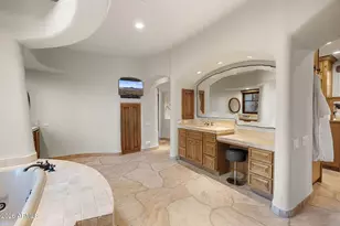 22225 N Dobson Rd, Scottsdale, AZ 85255 - Photo 31