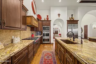 9817 E Winter Sun Dr, Scottsdale, AZ 85262 - Photo 15
