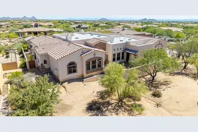 9817 E Winter Sun Drive, Scottsdale, AZ 85262 - Photo 1